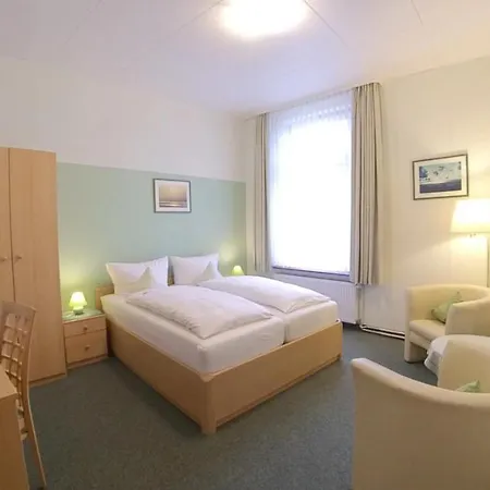 Gaestehaus Tjarks Vom Meerblickd21 2*