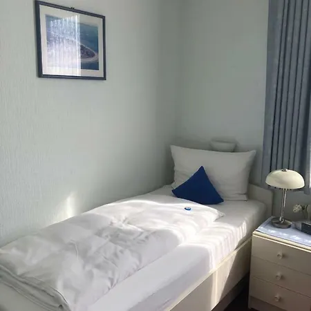 Gaestehaus Tjarks Vom Meerblickd21 Hotel 2*